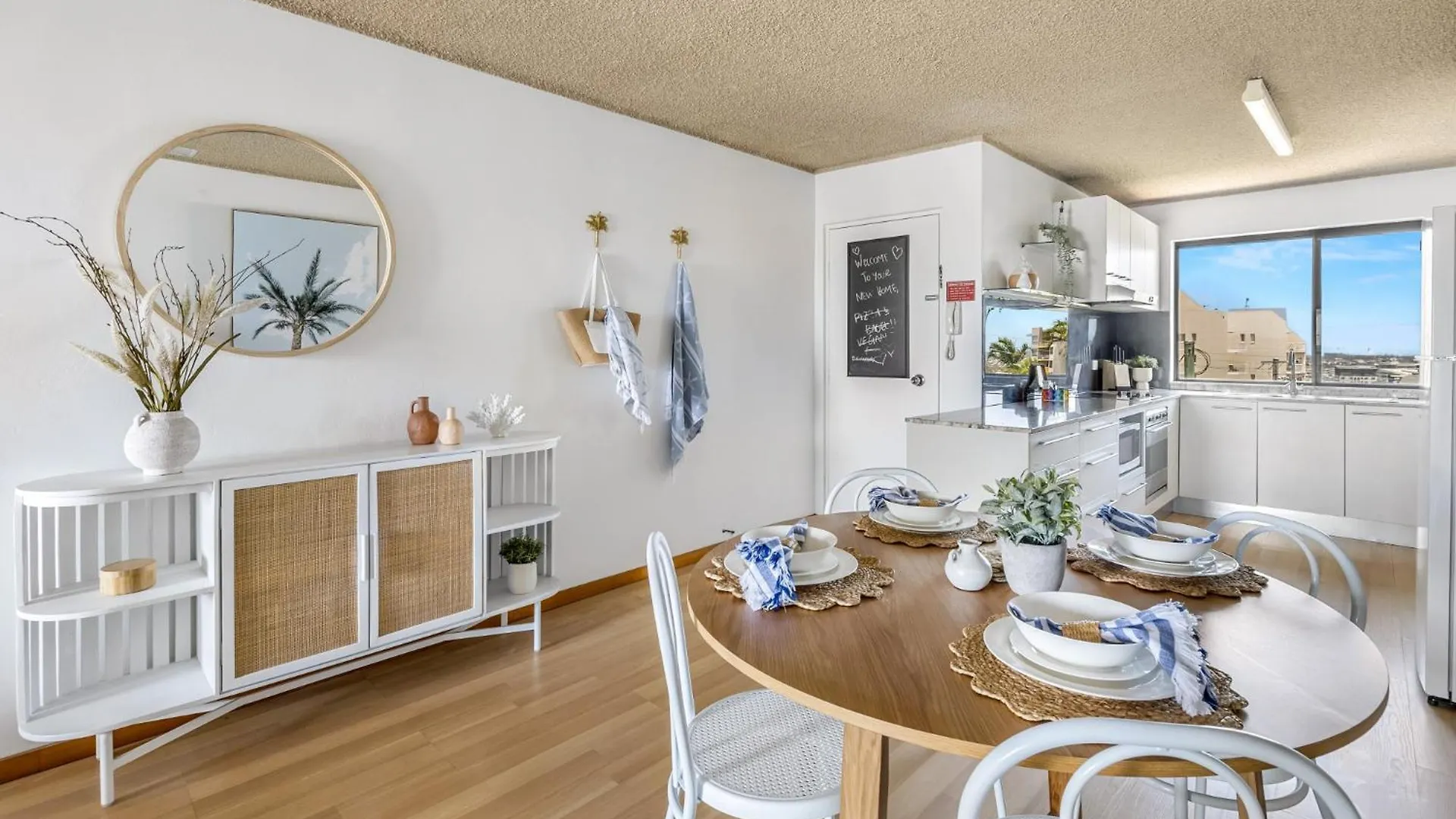 2-Bed Near Beach With Bbq & Stunning Ocean Views Alexandra Headland Appartement